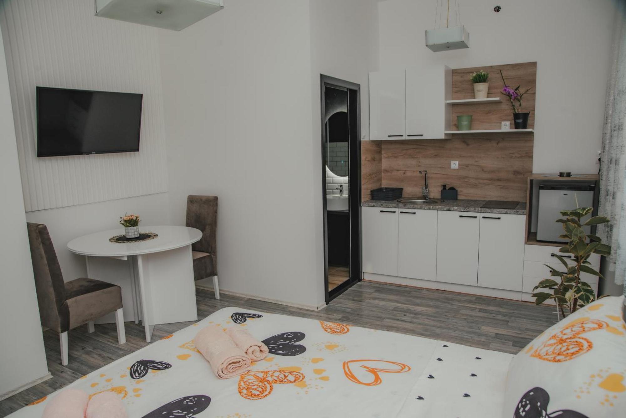 Jes Apartments Leskovac  Eksteriør billede