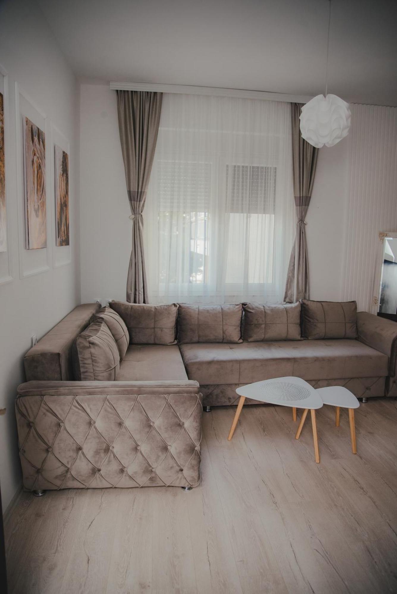 Jes Apartments Leskovac  Eksteriør billede