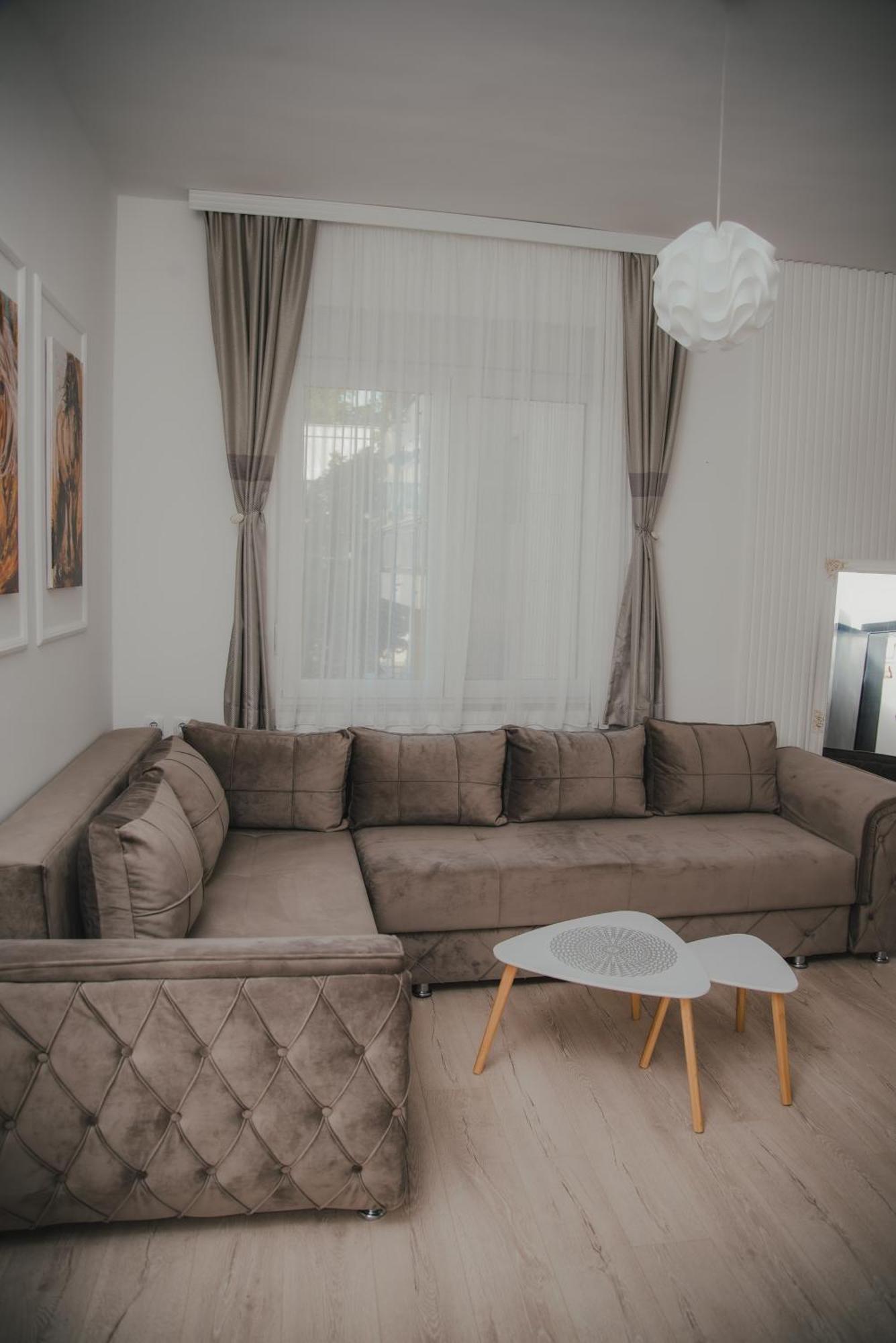Jes Apartments Leskovac  Eksteriør billede